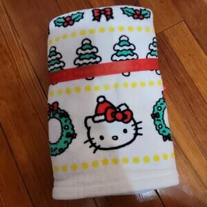 Hello Kitty Christmas 2 Pack Hand Towels NWT